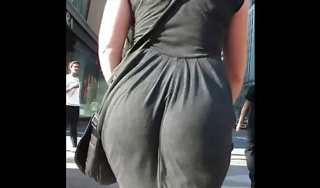 Morena caliente culona vieja follada con tatuajes