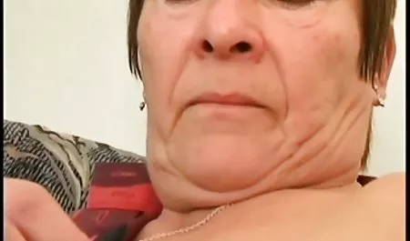 Reny videos viejas caseras gran polla chupar la polla en el bosque