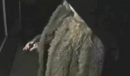 Morena disfruta de la videos abuelas maduras masturbación
