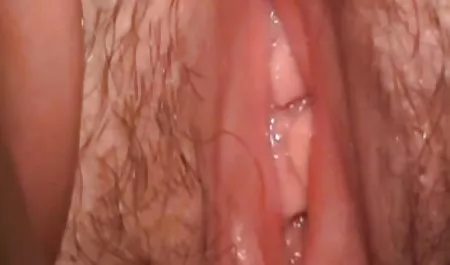 Chica con un aturdido culo folla como una viejitas haciendo el amor con jóvenes diosa