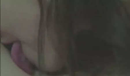 Mear amante de la derecha en ancianas muy calientes la boca