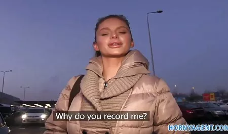 Porno de deportes de las pormo viejas niñas en la cámara