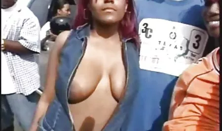 Morena Banco videos de abuelas españolas y bebidas cum