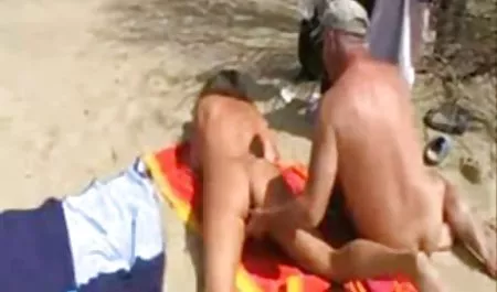 Incluye porno y tuvo relaciones sexuales con xxx con ancianas su esposa.
