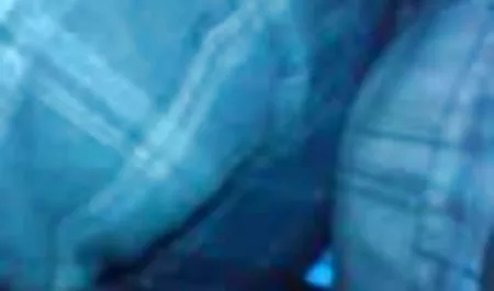 El hombre vio a ancianas xxx gratis una chica desnuda