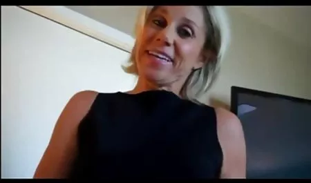 Edad, hombre de negocios follando joven amante en sexo con ancianos xxx el hotel