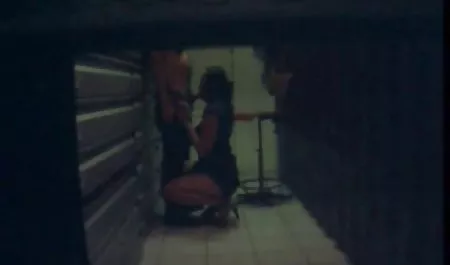 Lágrimas primer viejas culonas teniendo sexo plano,