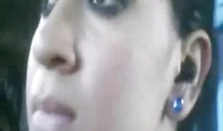 La profundidad de la saliva mamada bruto de mierda viejas maduras desnudas con gemidos