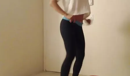 Hermoso sexo con un enorme miembro videos de abuelas calientes