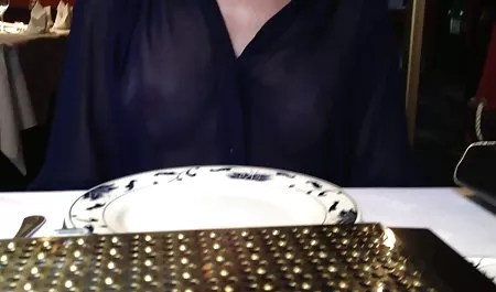 Sin escrúpulos de conciencia, debido a la falta de la tía volvió a la mejor amiga vete a la mierda en videosxxx de viejas la boca