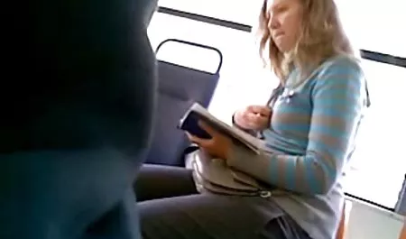 Hombre follado por turísticos a sexo abuelas españolas lo largo del río.