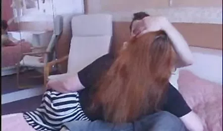 Un viejas tetonas españolas tipo grande, hacer una rubia grito